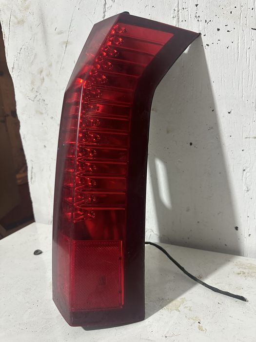 Задний фонар на Cadillac SRX