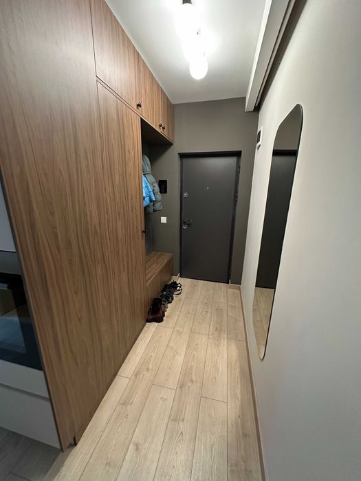 Inchiriez Apartament 2 camere, 37 mp, garaj subteran, balcon -400 €/luna