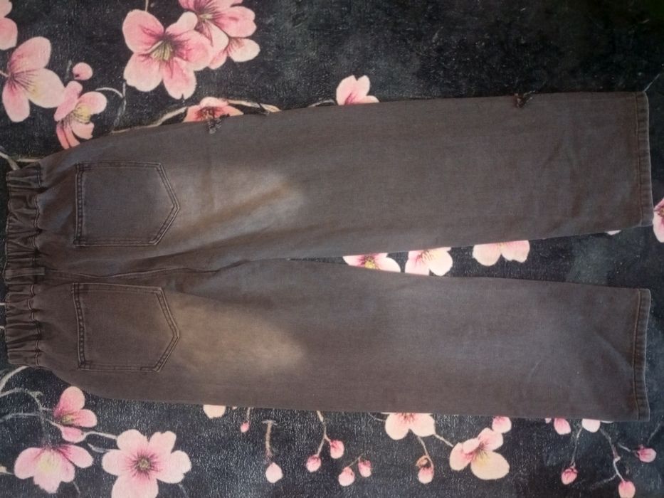 Джинсы со звёздами