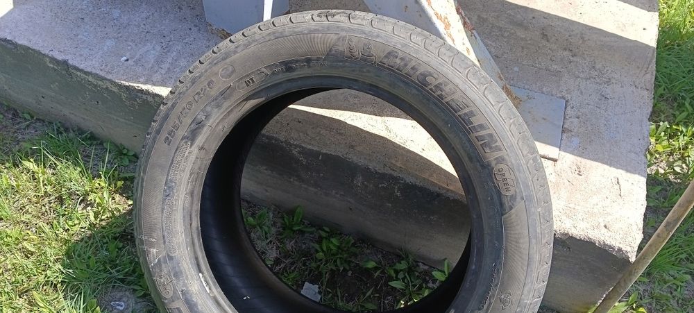 Продам Michelin 285/50/20