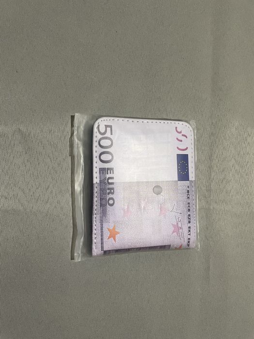 кошелек в виде купюры