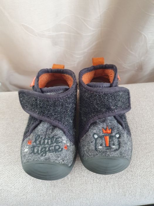 Papuci de interior Biomecanics