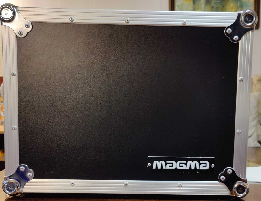 ПРОДАВАМ DENON Club Mixer X1800 Prime за750 евро
