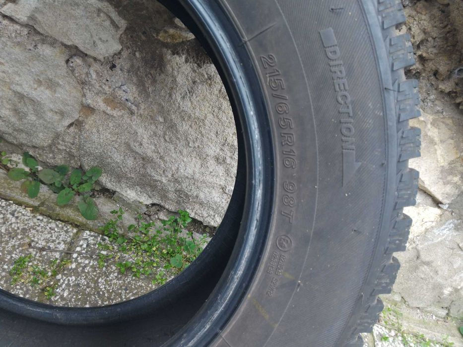 Гуми Lassa  ICEWAYS 2 215/65/16