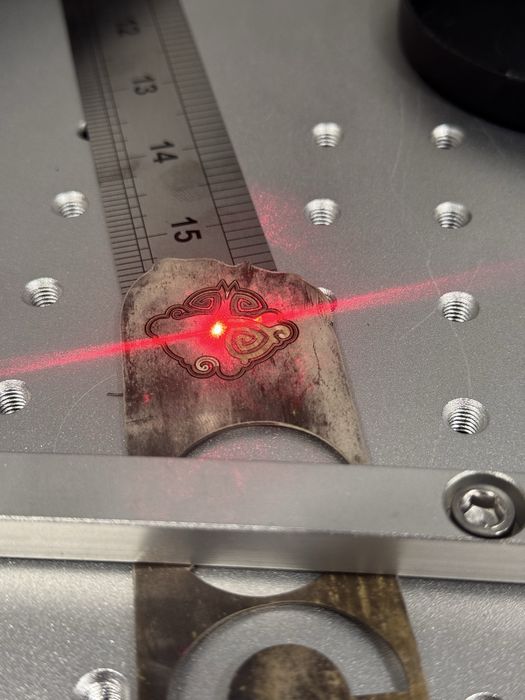 Лазерная гравировка, резка