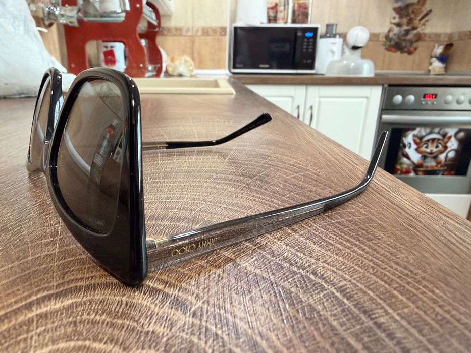 Слънчеви очила чисто нови