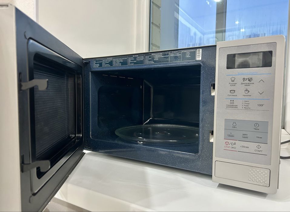 Продам микроволновку Samsung