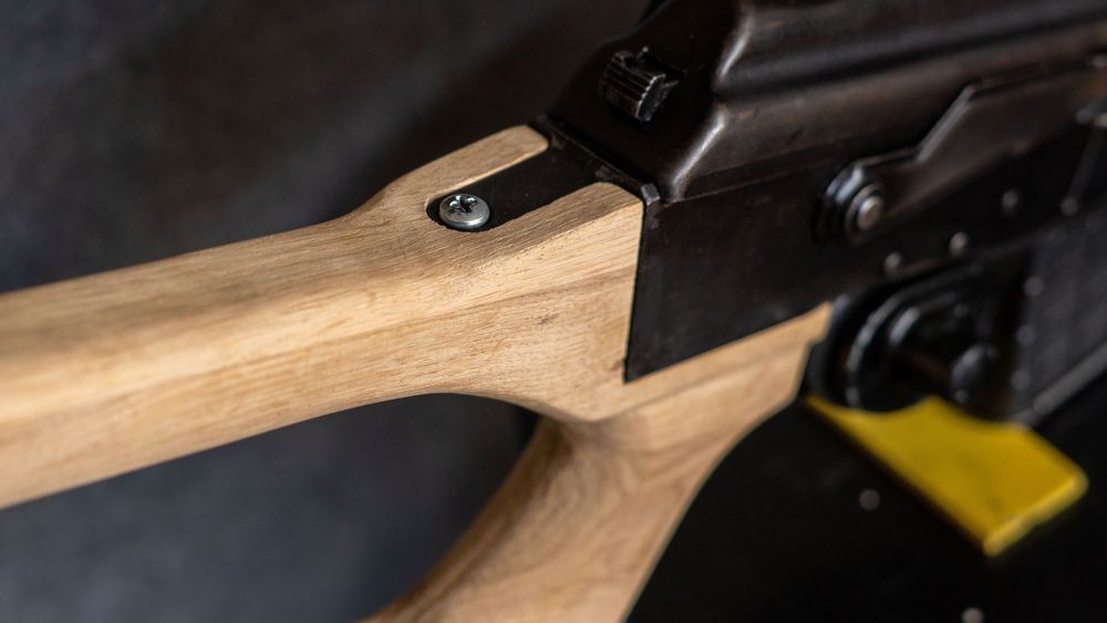 Приклад за фрезована цевна кутия SLR AK платформа