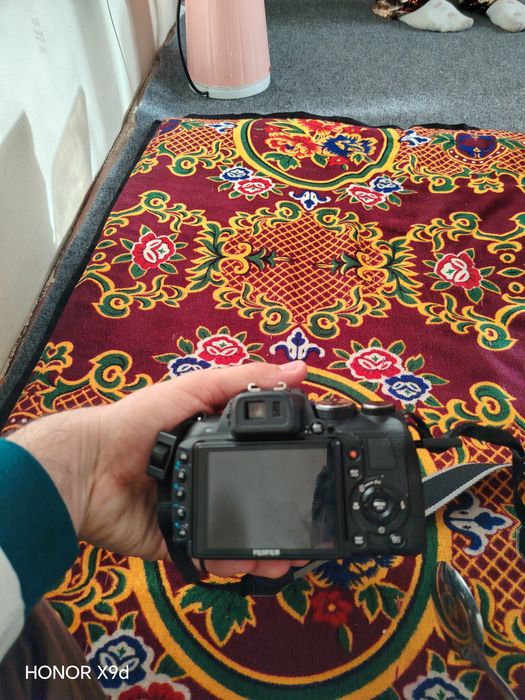 Fujifilm HS25 EXR — Arzon narxda professional apparat!