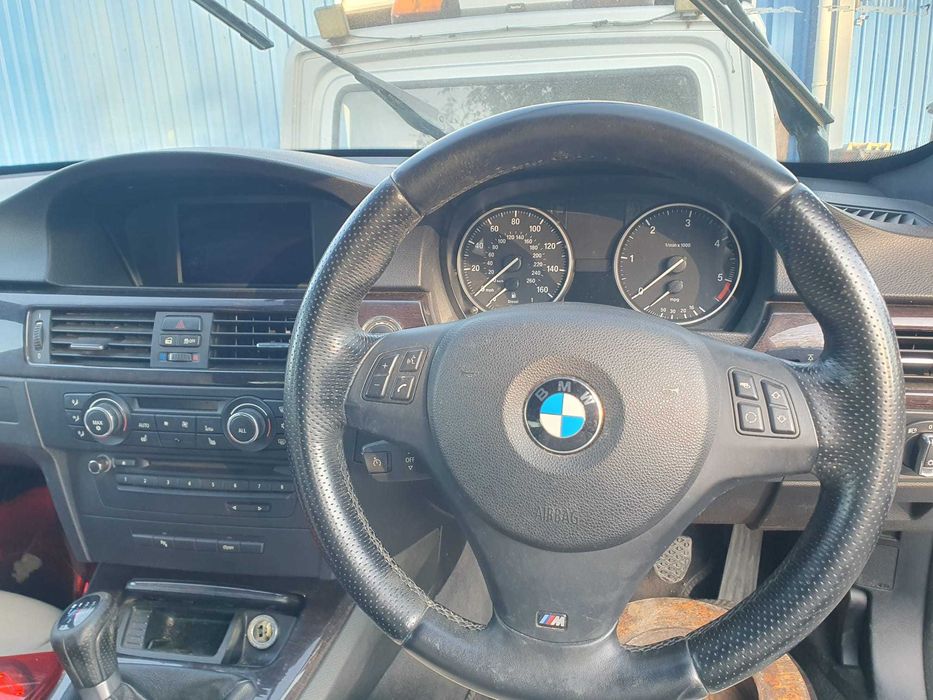 Dezmembrez BMW 320D E92 COUPE SPORT  2012