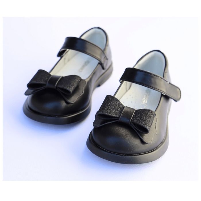 НОВО! Детски черни официални обувки с панделка