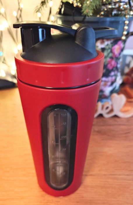 Шейкър на I•M•8 by D. Beckham