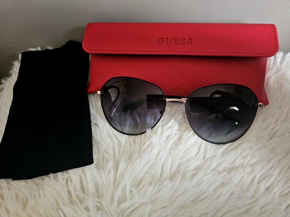 Слънчеви очила Guess