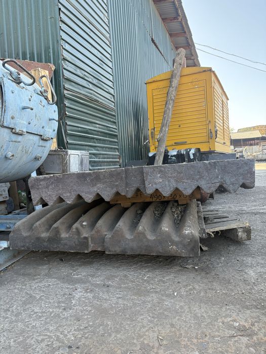 Плита для дробилки