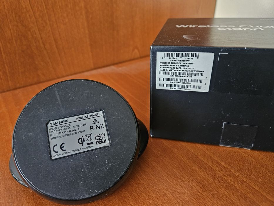 Безжично зарядно Samsung EP-N5100