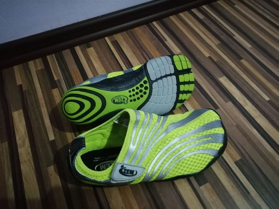 Pantofi ZEMGEAR,pt plaje- drumeții, mărimea 39/40