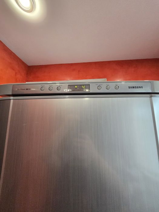 Хладилник Самсунг