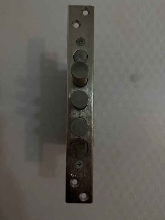 Продам замок Российский Меттэм