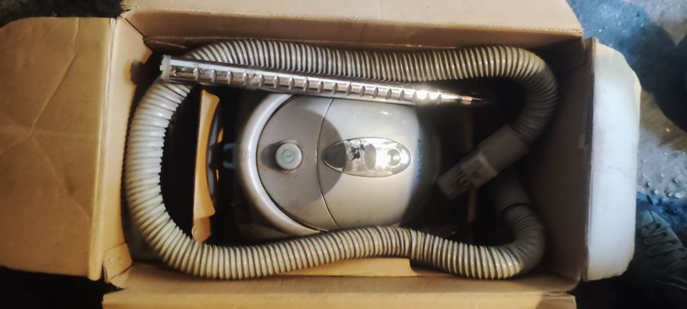 Продам пылесосы в хорошем состоянии б/у самовывоз