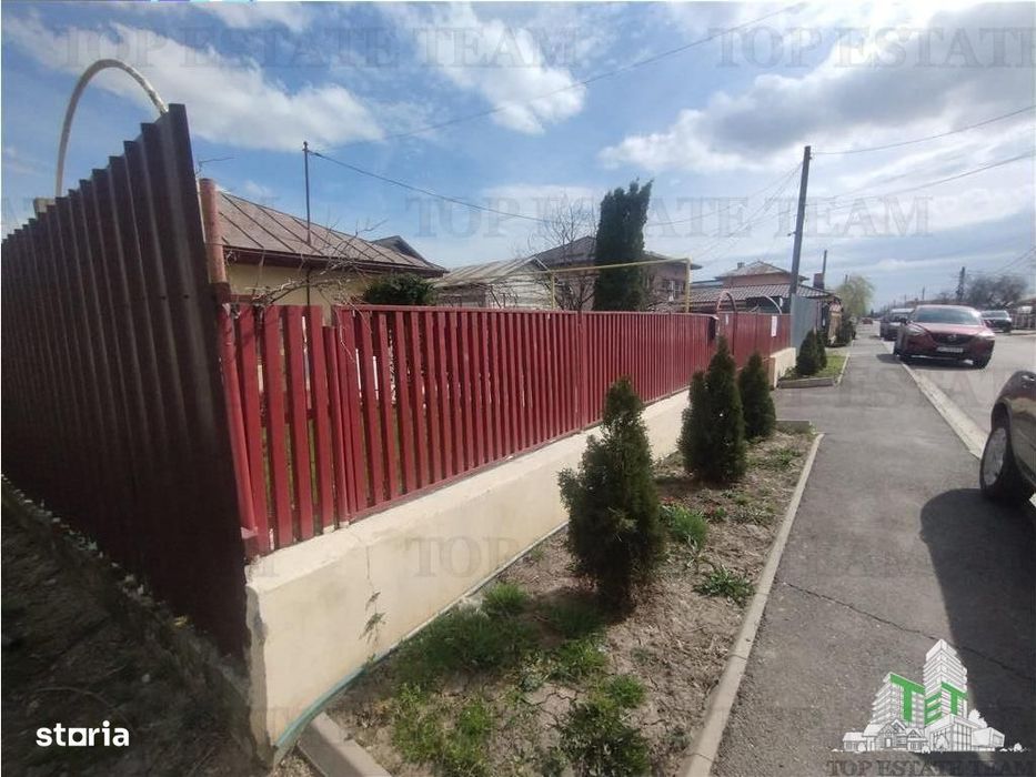 Teren generos 700 mp, include casa cu panouri fotovoltaice, langa Bucu