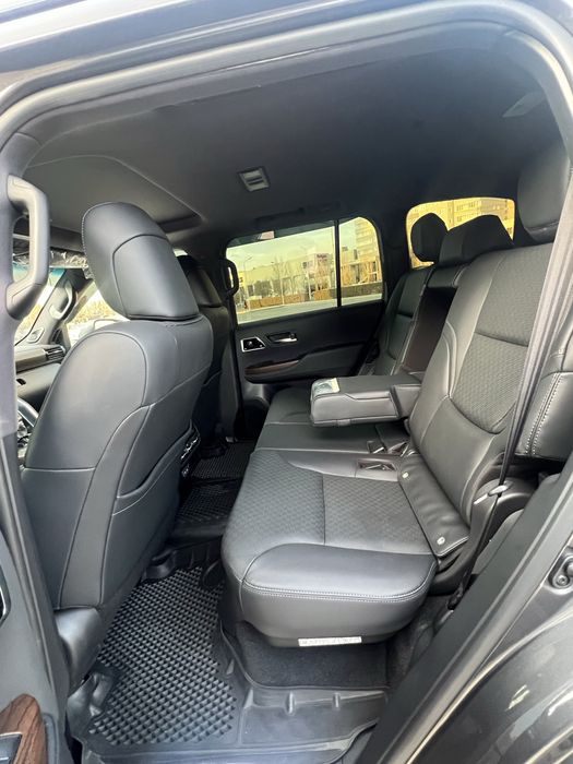 ВИП такси. Город - межгород, встречи.