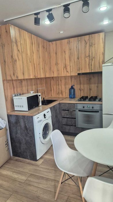 Продам двух комнатную квартиру