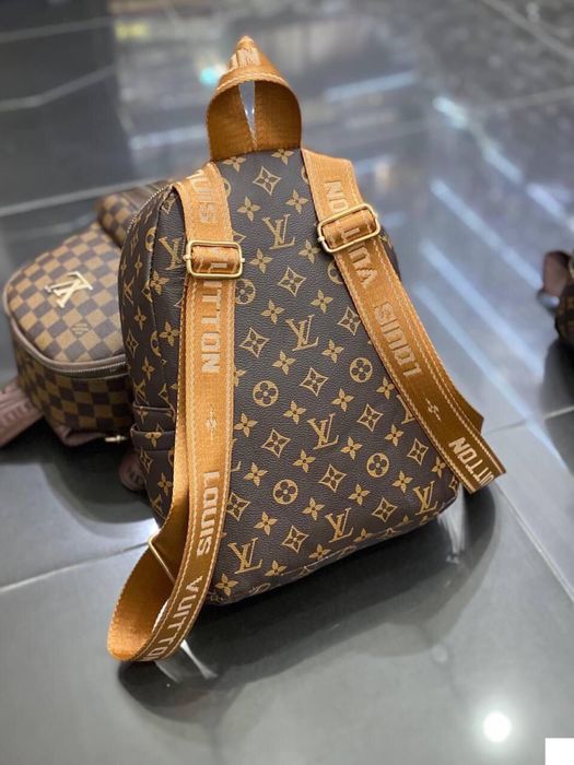 Дамски чанти/раници Луи Витон