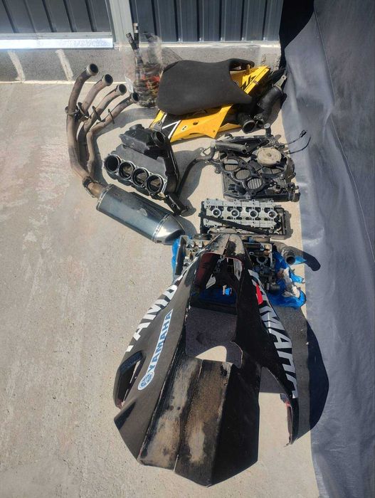 Yamaha YZF-R6 на части