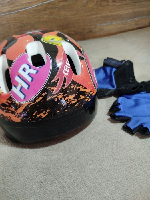 Каска за колело/тротинетка Скорпион Skorpion