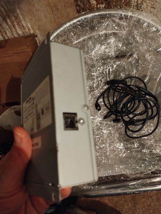 Alpine KCA 420i Interface adapter for iPod and iphone