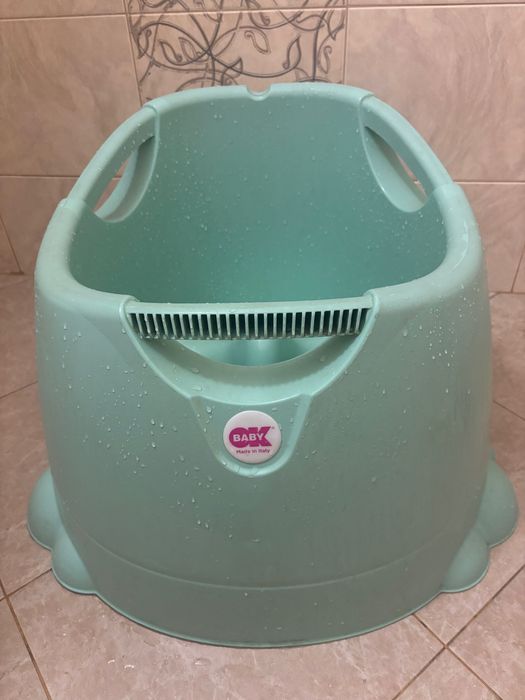 Продавам корито за дете