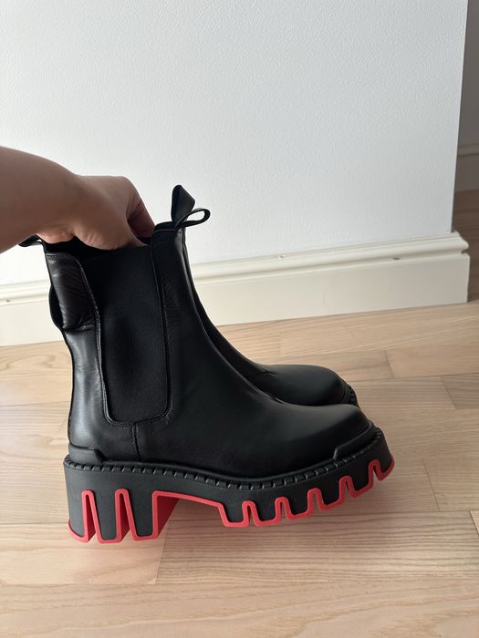 Botine/bocanci piele cu talpa rosie NOI (model Christian Louboutin)