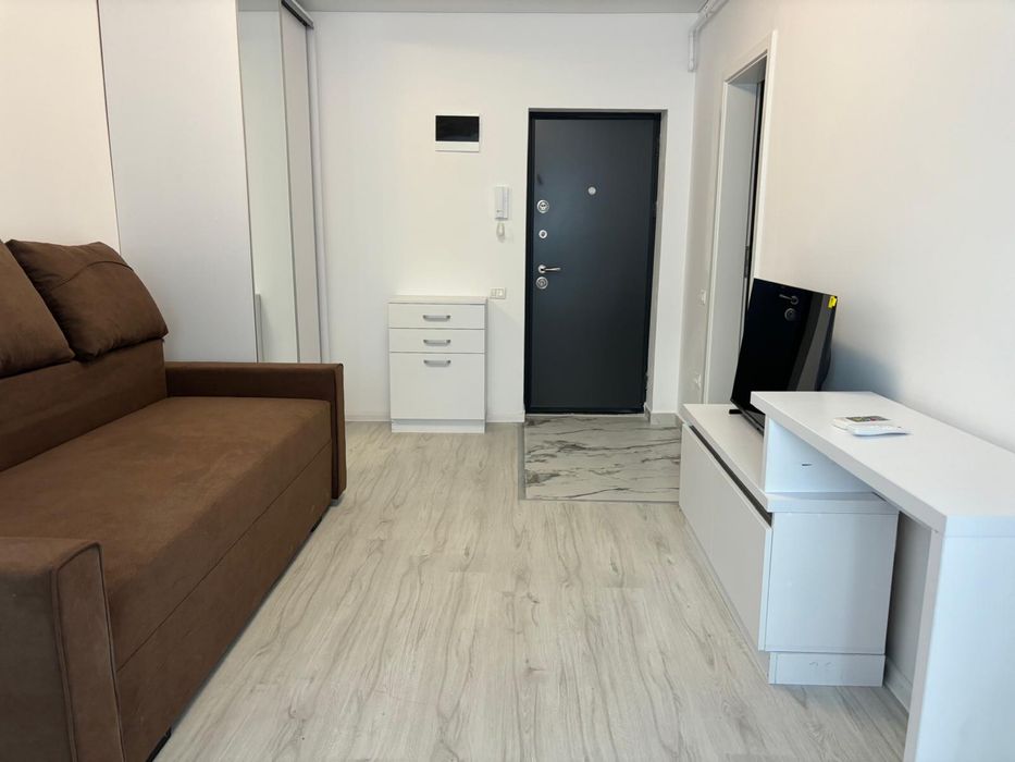 Studio(2 camere) prima inchiriere