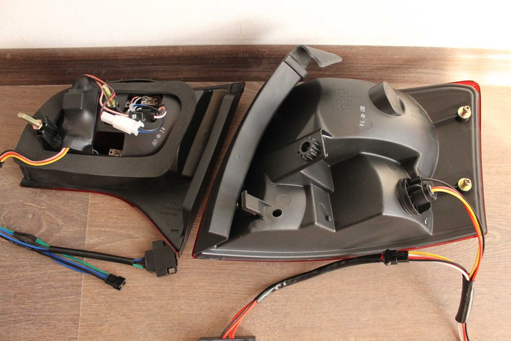 Стопове ауди А4 B7 Комби LED диодни нови audi пълен комплект Тунинг