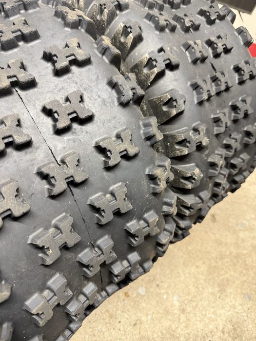 Гуми BKT 22/11-9