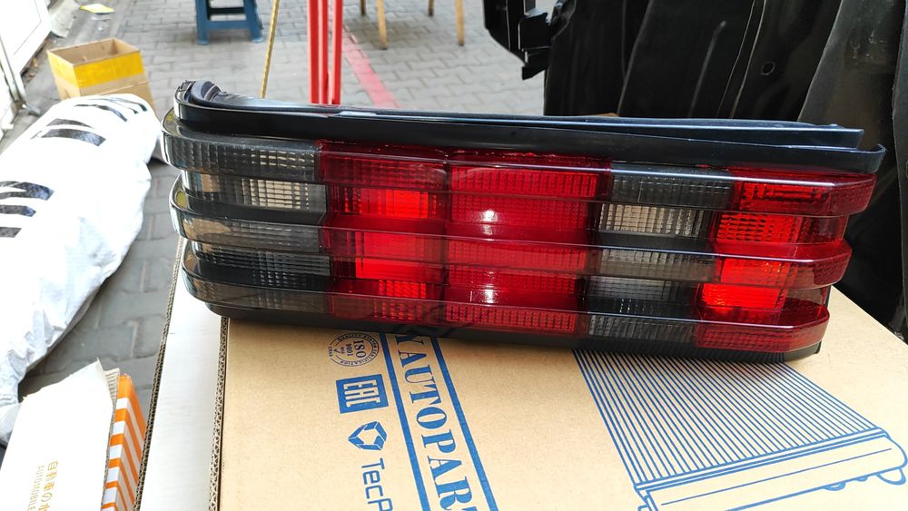 Задний стопы Мерс 190