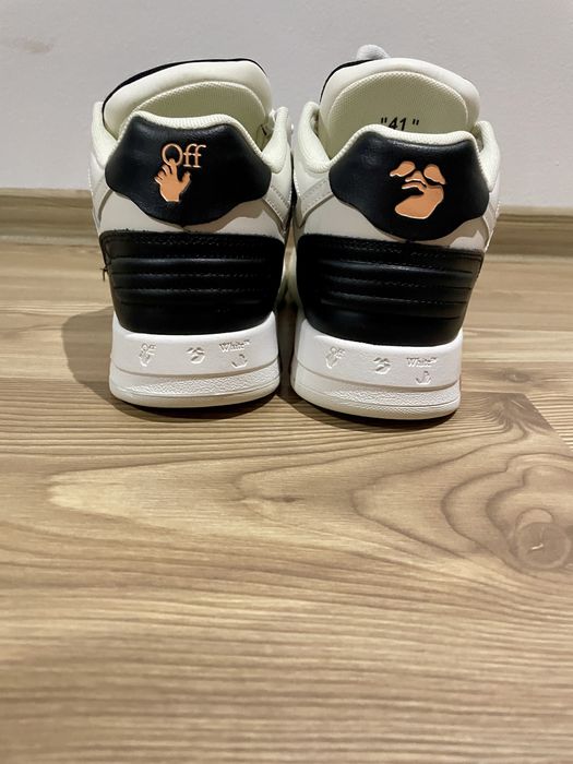 Off white out off office