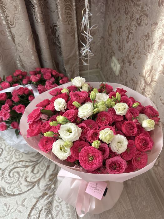 кустовые розы 20.000