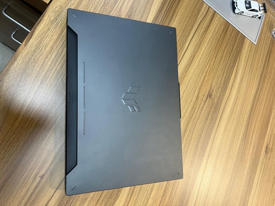 Продам игровой ноутбук