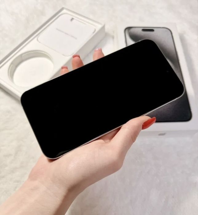 Айфон 15 PRO MAX на 512 нб