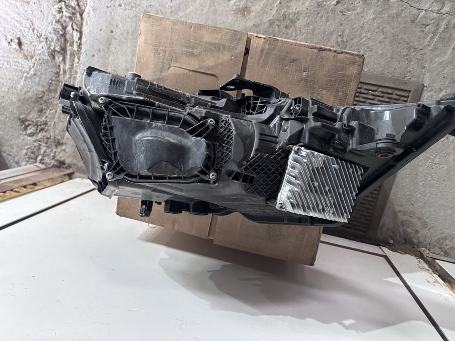 Ляв фар за Ауди А6 Ц8 фул лед Матрикс Audi A6 C8 Matrix 4KO.941.035