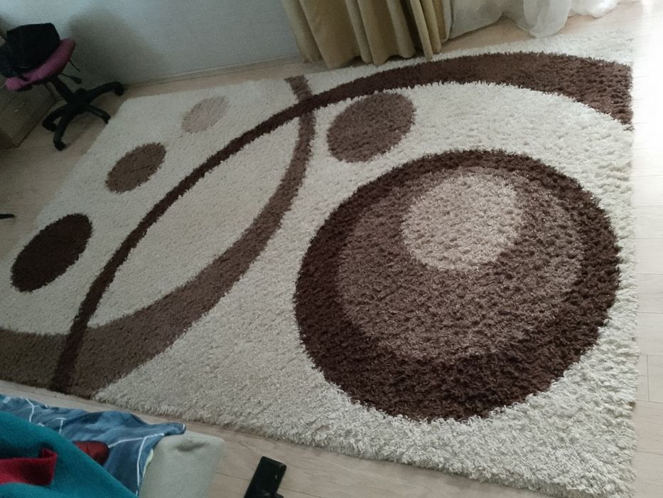 Продам ковер травка