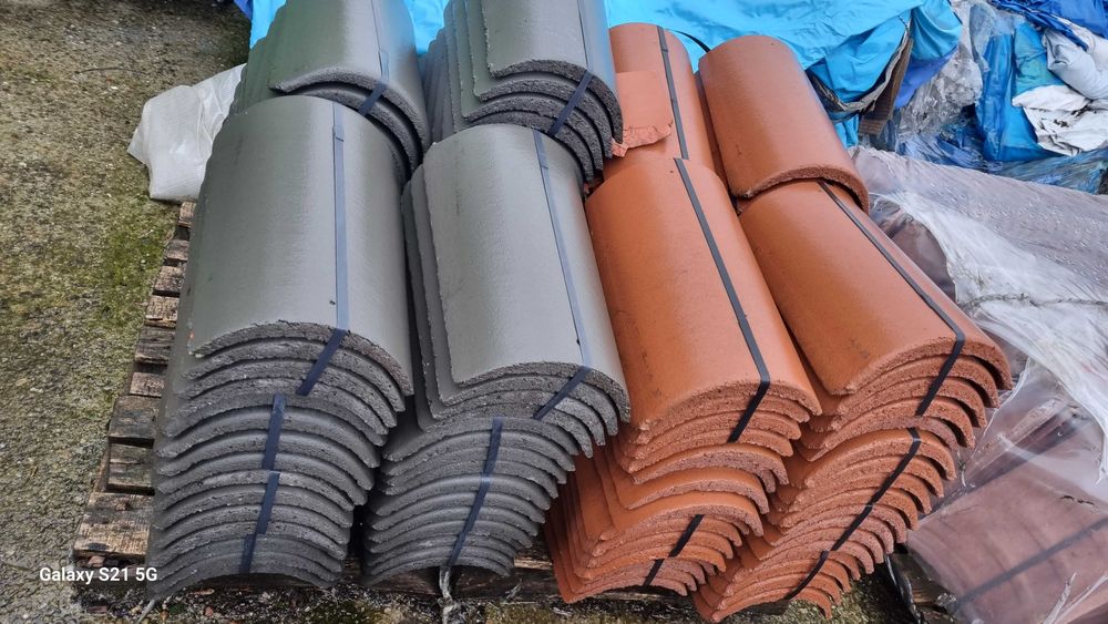 Țiglă Coama acoperiș beton