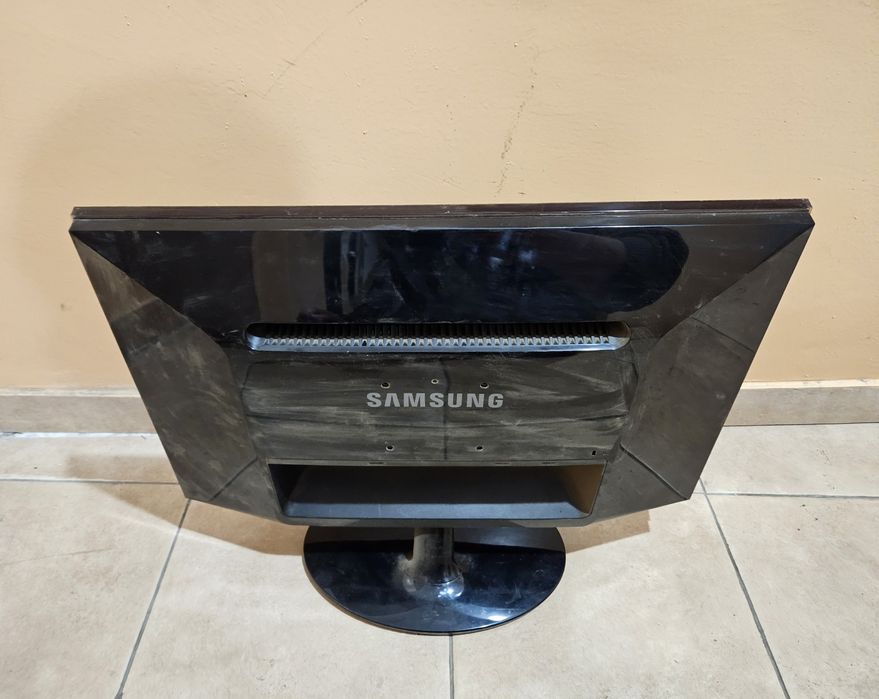 Монитор на запчасти