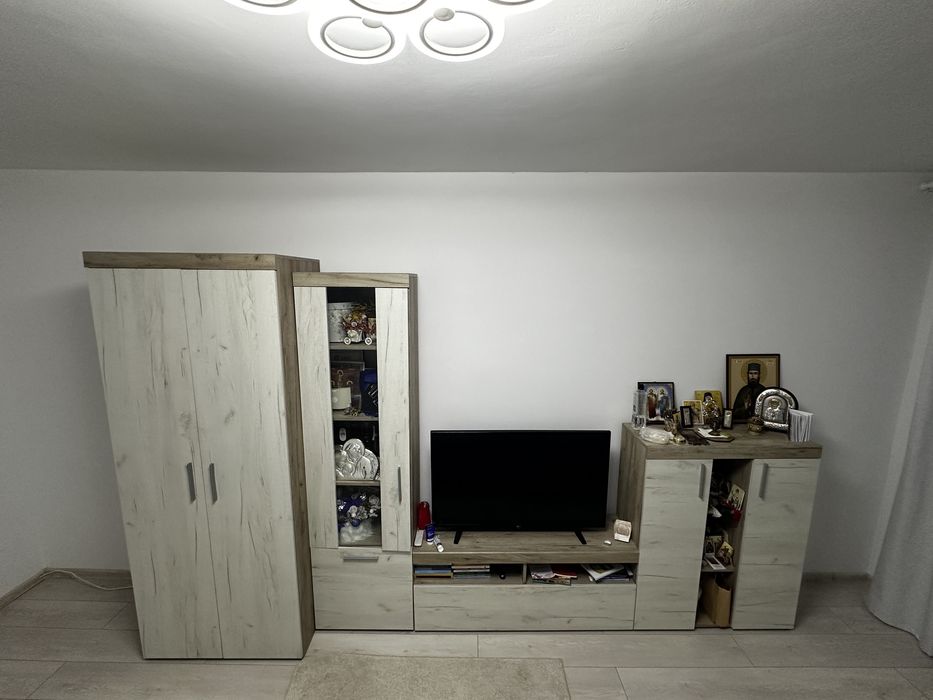 Mobila living + dulap