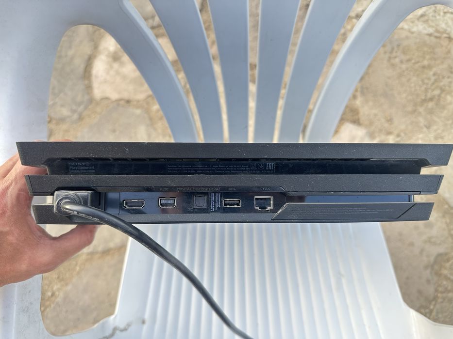 Ps 4 продам сони плэйстэйшин