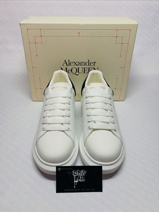 Alexandrer Mcqueen negri crystal