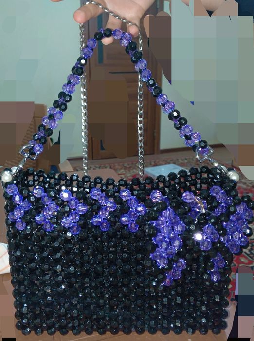 Сумка из бусин полностью ручной работы