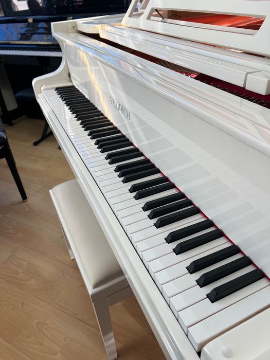 Роял FEURICH 179 – Dynamic II