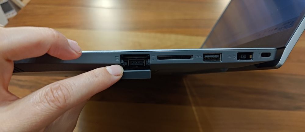 лаптоп Lenovo ThinkBook 15IIL